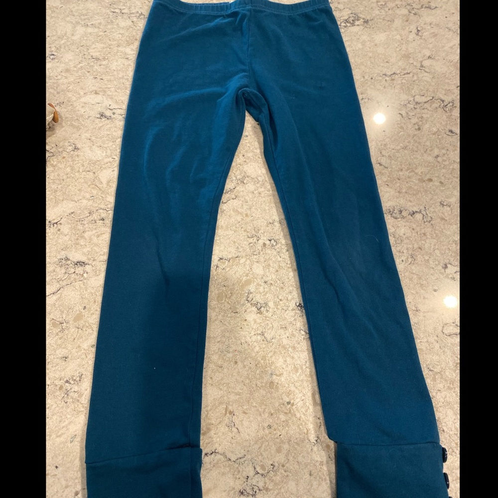 Pearls & Piggytails Sutton button leggings